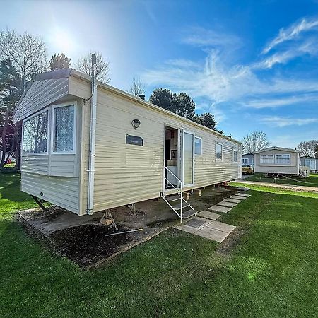 Great 8 Berth Caravan In Norfolk Near To Great Yarmouth Ref 20178Bs Hopton on Sea المظهر الخارجي الصورة