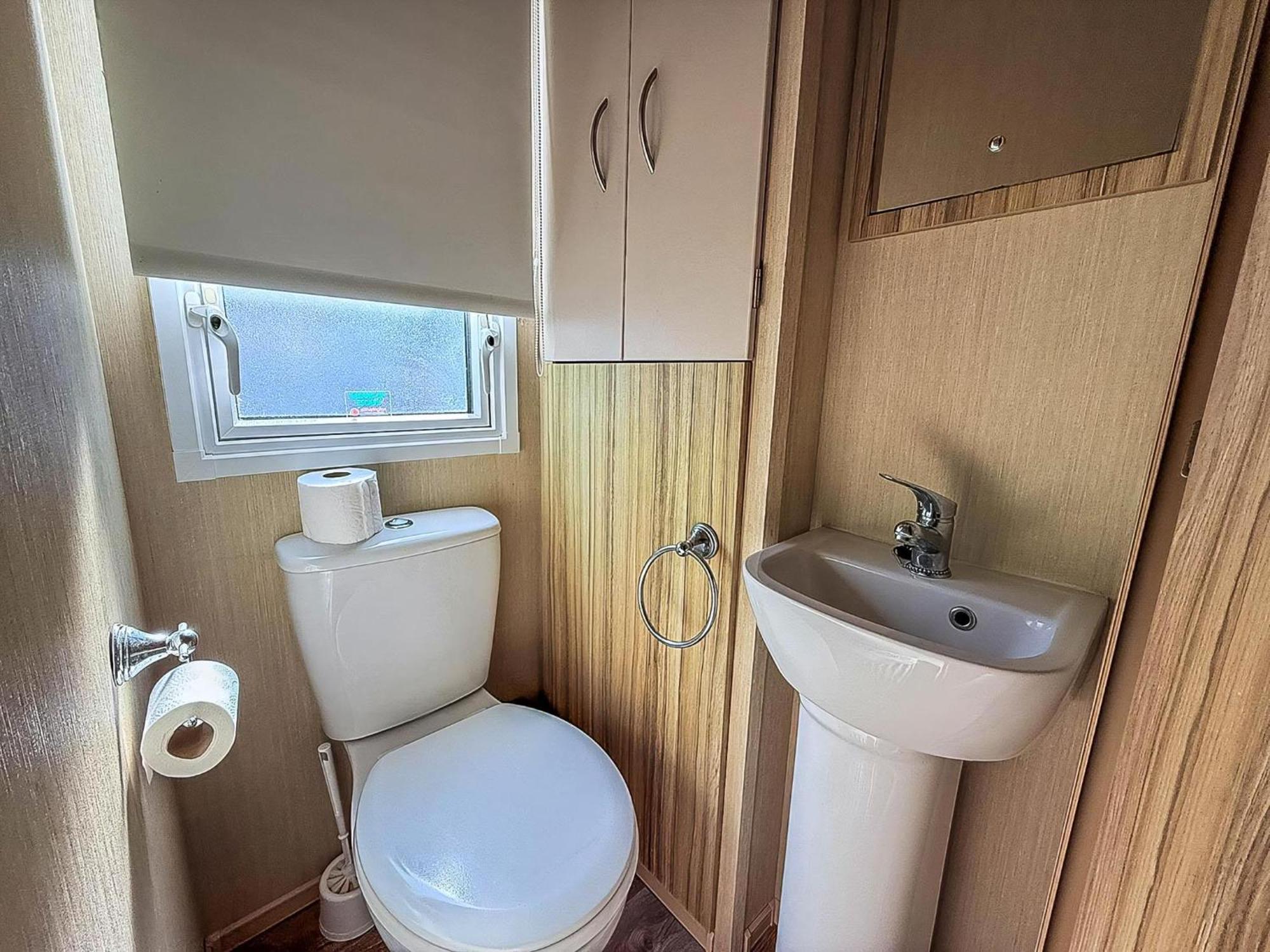 Great 8 Berth Caravan In Norfolk Near To Great Yarmouth Ref 20178Bs Hopton on Sea المظهر الخارجي الصورة