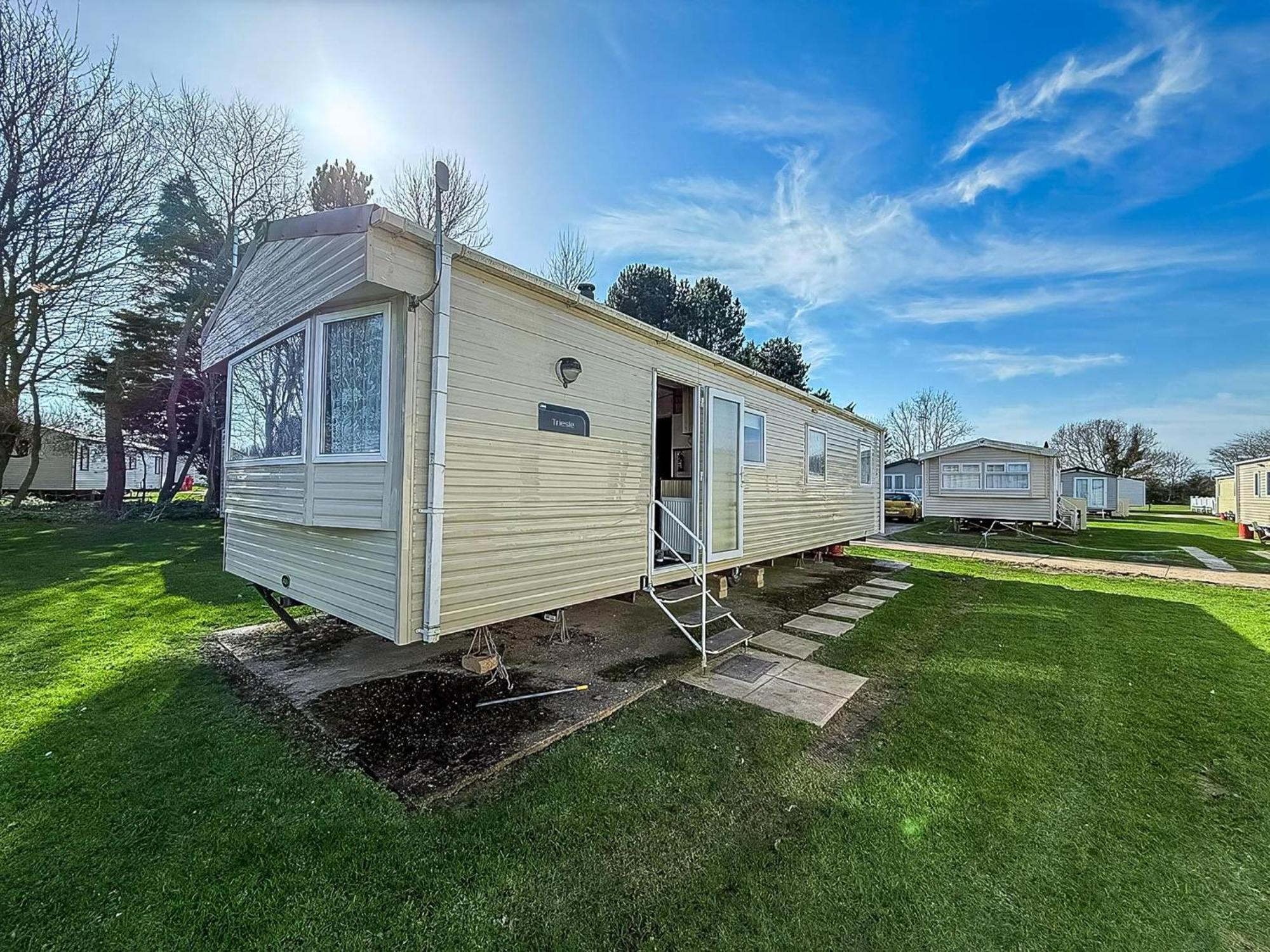 Great 8 Berth Caravan In Norfolk Near To Great Yarmouth Ref 20178Bs Hopton on Sea المظهر الخارجي الصورة